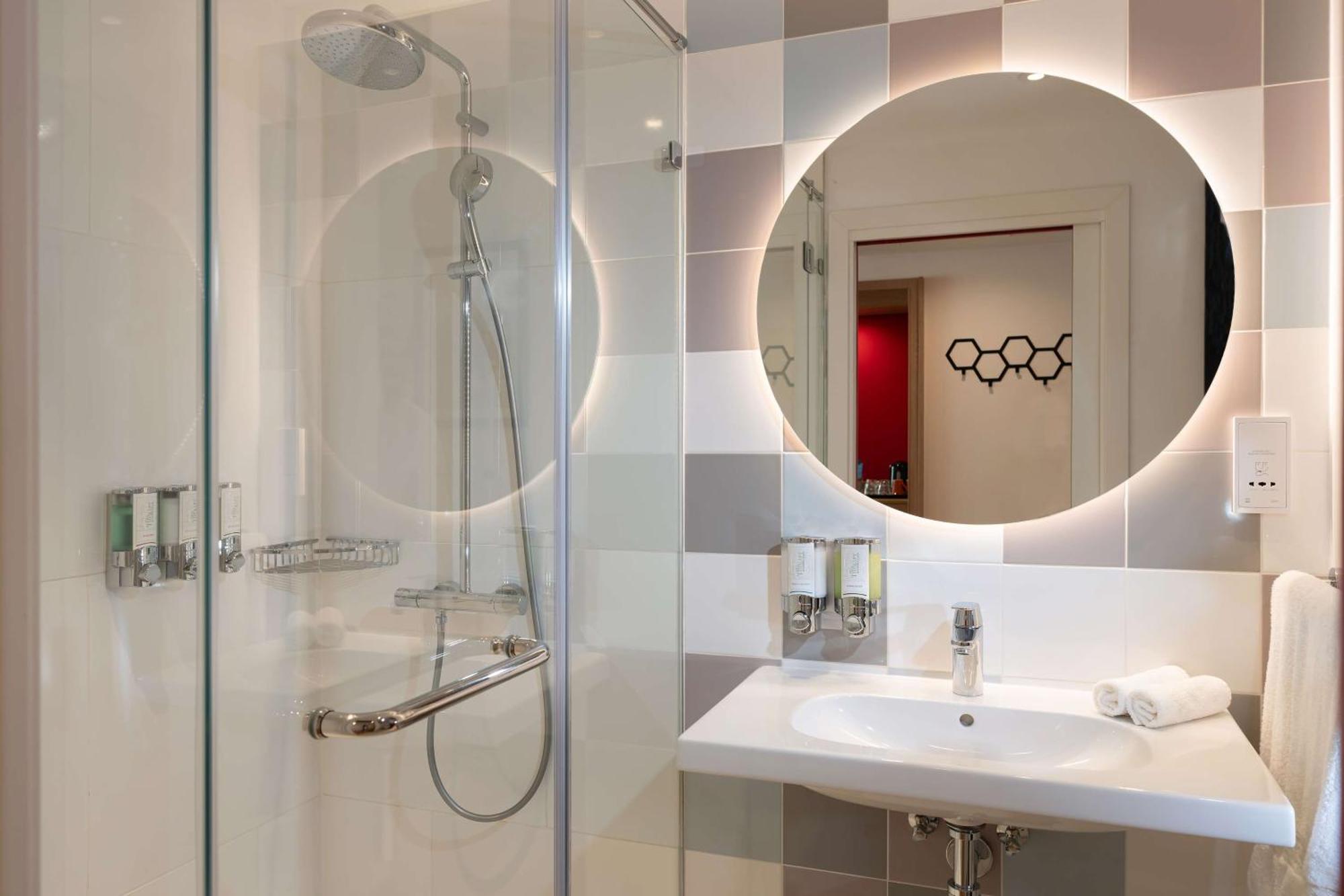 Hampton By Hilton Budapest City Centre Extérieur photo