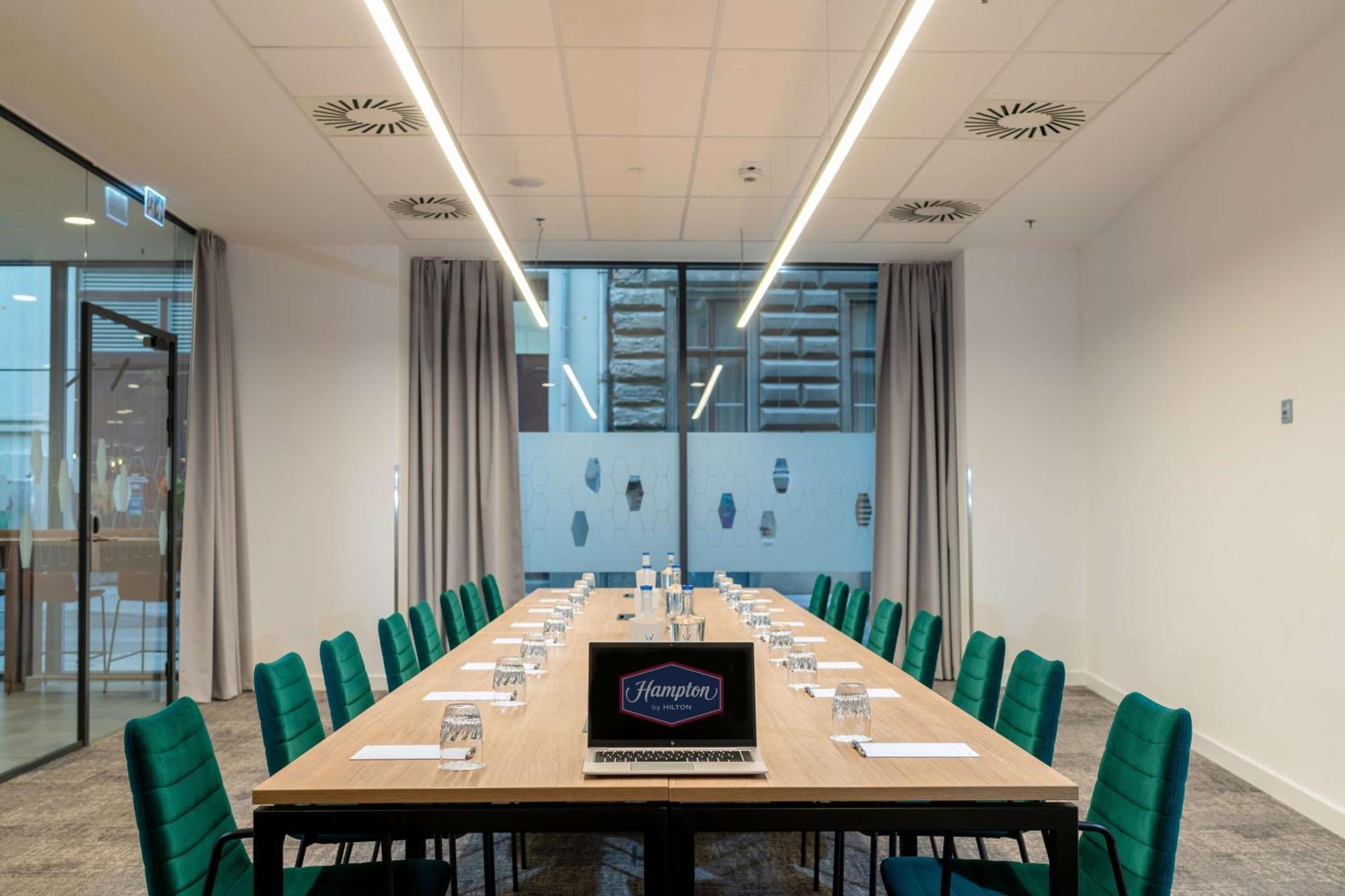 Hampton By Hilton Budapest City Centre Extérieur photo