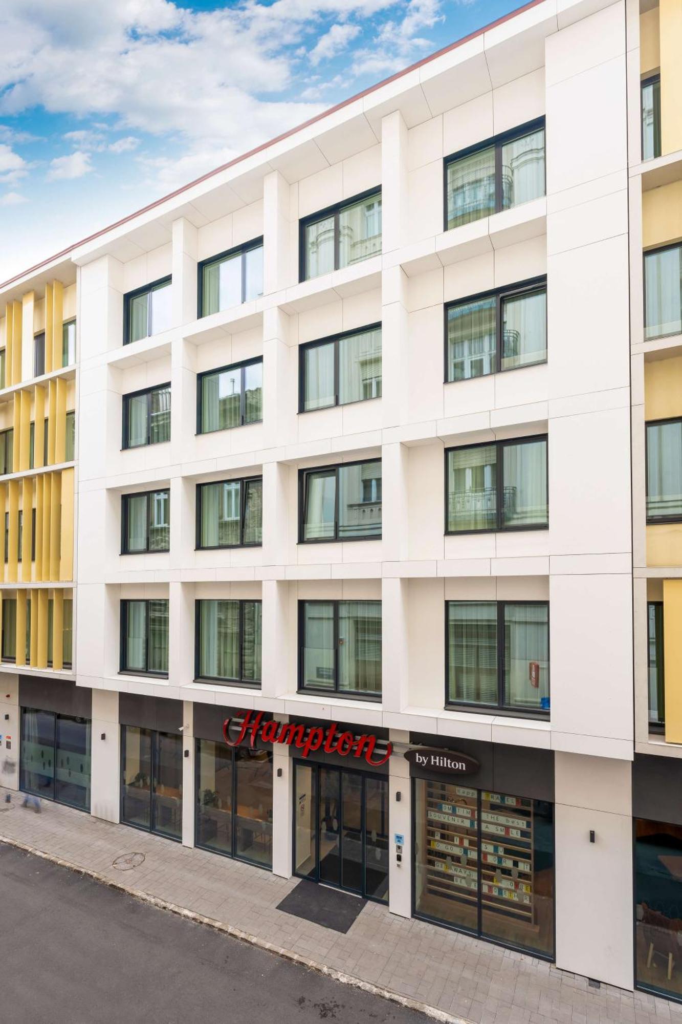 Hampton By Hilton Budapest City Centre Extérieur photo
